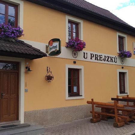 Апартаменты U Prejzku Lhotka  Экстерьер фото